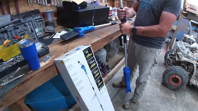 Kobalt 24 Volt 8-in Cordless Pole Saw Unboxing - Lowe's - Homesteading Tools смотреть онлайн