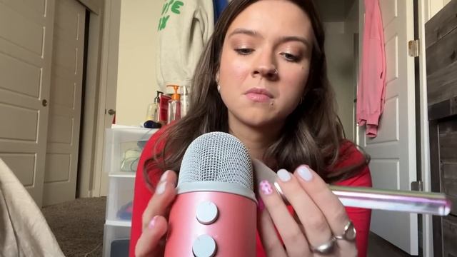 ASMR| Tongue Swirling On My Mic! Mic Licking, And Regular Tongue Swirls & Flutters + Mic Brushing!