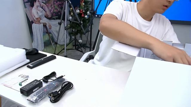 What's in Zowietek PTZ camera box? Check now! Zowietek PTZ camera with SDI and HDMI output смотреть онлайн