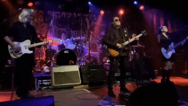 Tito & Tarantula "La Flor De Mal" (Musikclub Hirsch Nürnberg April 2024)