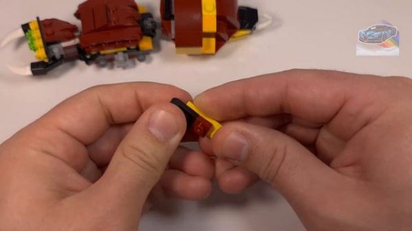 Giant Spider from Mythical Creatures [31073] LEGO® Creator Building Instructions