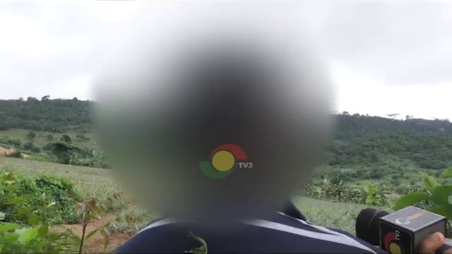 BORN DIFFERENT-MEET THE MAN WITH MALE AND FEMALE SEXUAL ORGANS смотреть онлайн