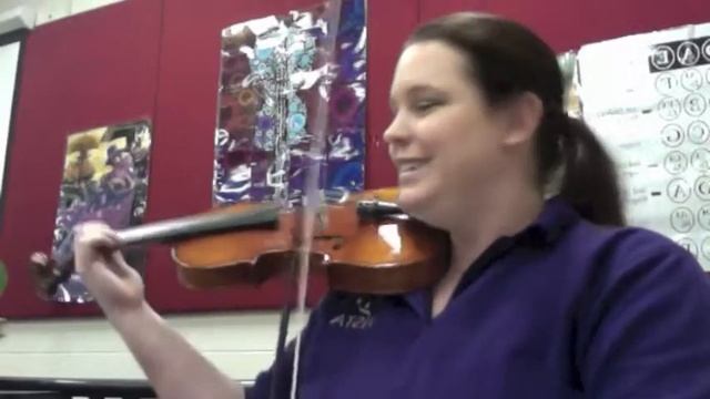 Kyrie Requiem 2nd violin practice video Mozart-Doan смотреть онлайн