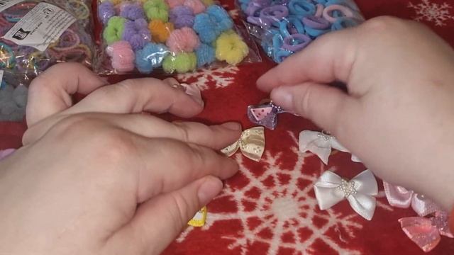 Посылки с temu заколки и бантики для Йорка смотреть онлайн