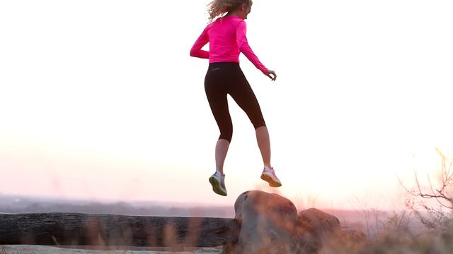 Winshape: Let's Pink up Our World | Oh Happy Run Collection смотреть онлайн