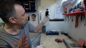 Простой нигрозиновый лак для мелкого полевого ремонта защитных покрытий оружия