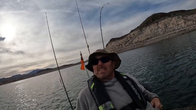 2-11 Echo Bay in the Blue Sky Boatworks 360 Angler. Too many fish to count! With Donnie Vines смотреть онлайн