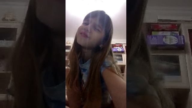 пробую странные вкусняшки😱😱💖🤗🍡🧋 смотреть онлайн