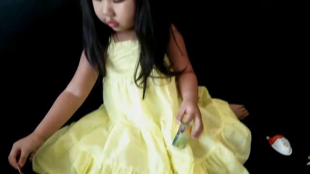Aurora's Surprise Box смотреть онлайн