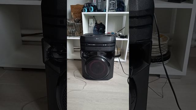 Музыкальный центр LG Xboom ON44DK 770Watt смотреть онлайн