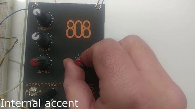 TR 808 Bass Drum. Analog Sound! смотреть онлайн