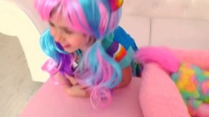 АЛИВИЯ   ЕДИНОРОЖКА УХАЖИВАЕТ ЗА МАЛЫШАМИ ЕДИНОРОГАМИ