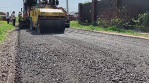 Асфальтовая крошка с укладкой асфальтоукладчиком