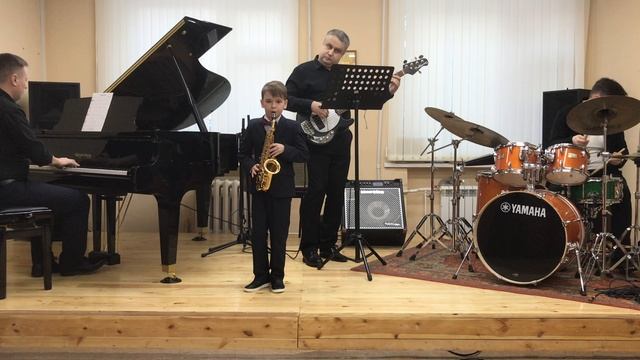 A Foggy Day - George Gershwin смотреть онлайн
