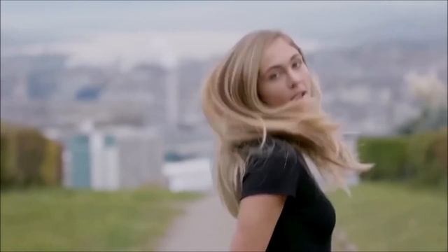 Vanessa Paradis - Joe Le Taxi - Remix смотреть онлайн