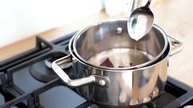 Zdravé domáce kokosové bounty tyčinky - recept na zdravý dezert смотреть онлайн