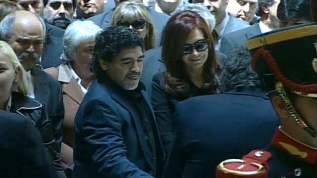 El adiós a Néstor Kirchner. 13hs смотреть онлайн