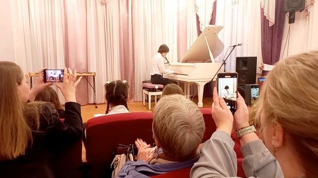 Артём Колодяжный-16 тонн смотреть онлайн