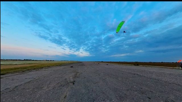 Радиоуправляемый параплан. #радиоуправляемый_параплан#rcparamotor #rcparagliding #rcparagliding # смотреть онлайн