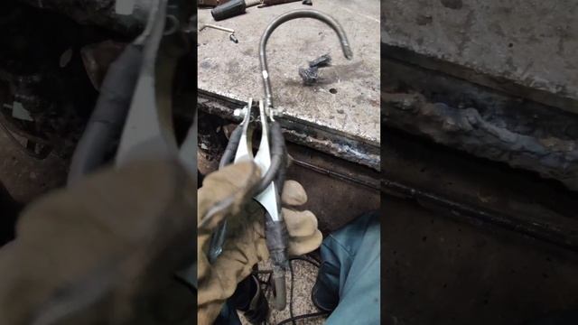 Простая доработка сварочной массы #welding #сварка #газосварка #diy #своимируками #tools #plumber смотреть онлайн