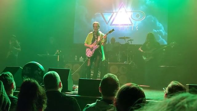 Steve Vai is an alien. смотреть онлайн