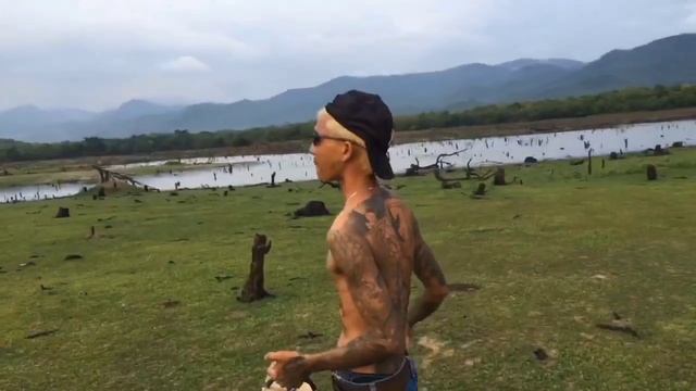 VÌ AI ĐÃ SAI - TÁNH VLOG MV MUSIC смотреть онлайн