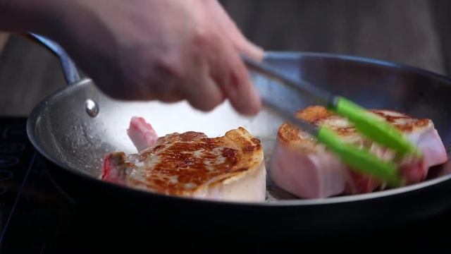 Pork Chops with Mustard Sauce and Braised Cabbage | FreshFast смотреть онлайн