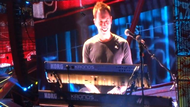 One Direction - Mamma Mia (Stockholm, Sweden 14/6-14 HD) смотреть онлайн