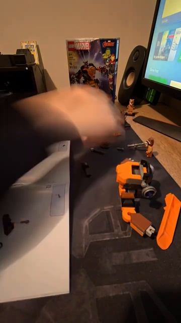 Lego Rocket Raccoon Mech Time-Lapse смотреть онлайн