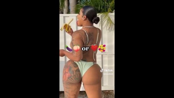 Kkvsh big booty to give you a hard di@k