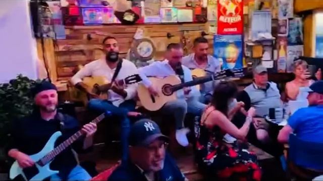 Enzo yanito manolo au sainte marie de la mer le radeau (je l’aime à mourir) смотреть онлайн