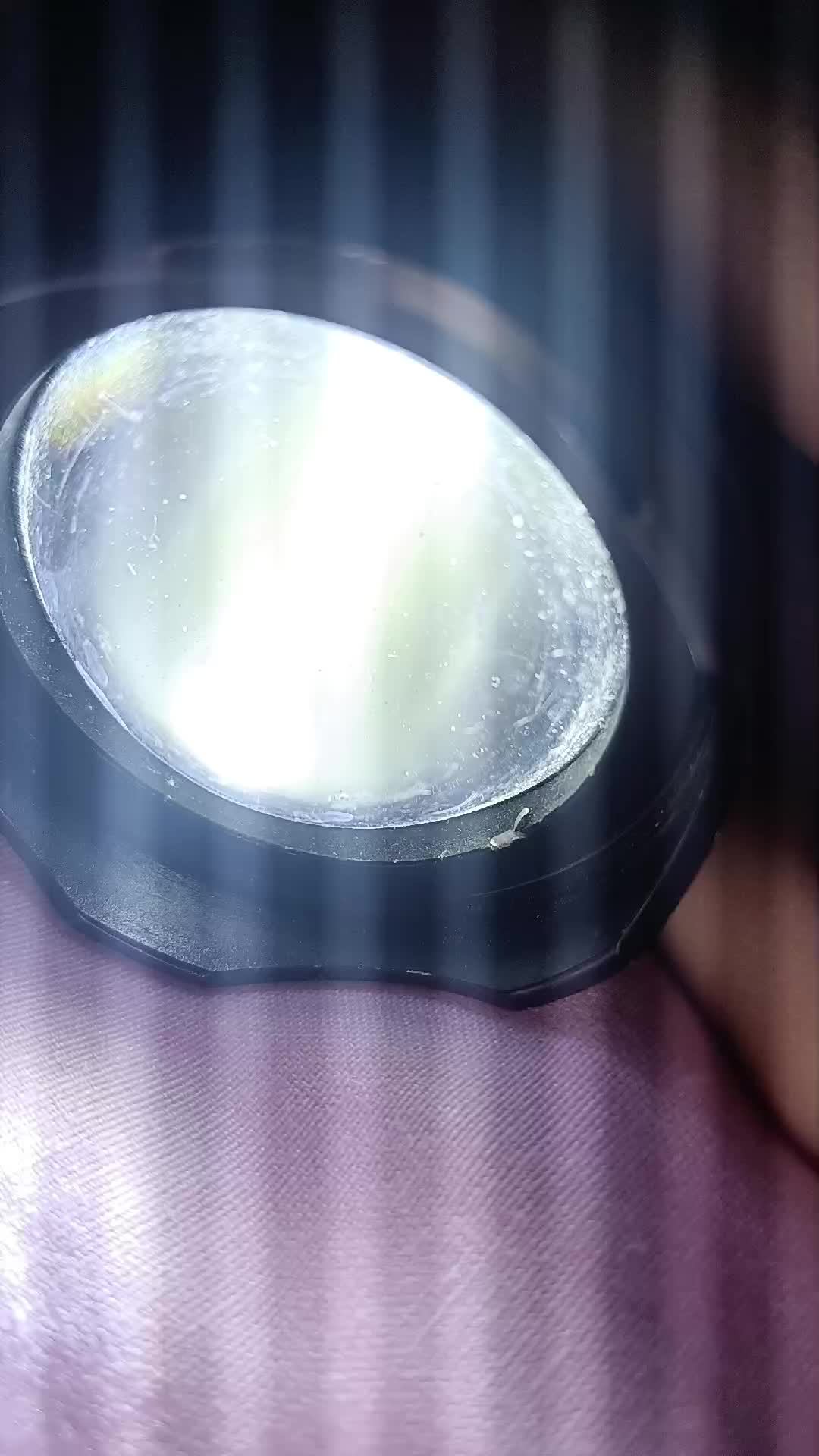 пытаемся вылупить яйца цыплёнка надеюсь всё получится