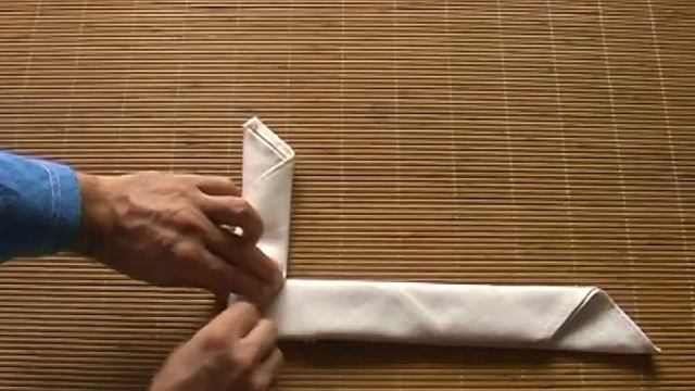 pliage serviette bougie! fold napkin candle towel.mpg смотреть онлайн