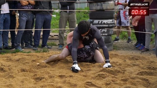 МУСЛИМ Борец против ХАСБУЛЫ бойца ММА !!!! смотреть онлайн