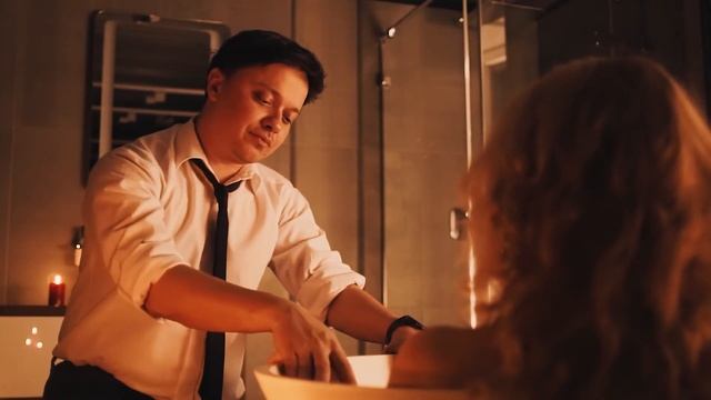 Zhmotníme vaše koupelnové sny! смотреть онлайн
