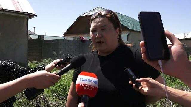 Түз эфир: Атамбаевдин жан сакчысы мүлкүн көрсөтүүдө смотреть онлайн