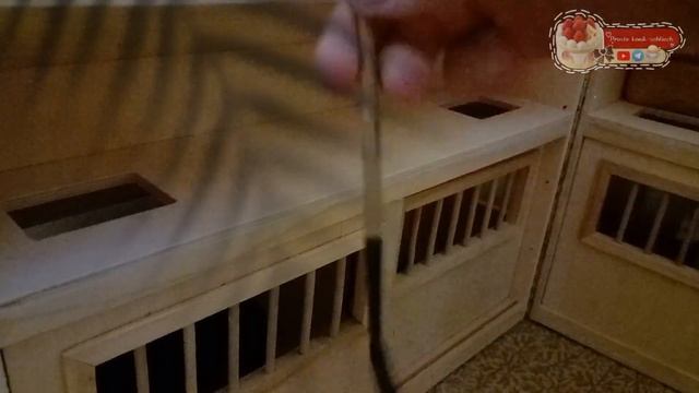 🫶🏻Обзор на подаренную конюшню🍨 смотреть онлайн