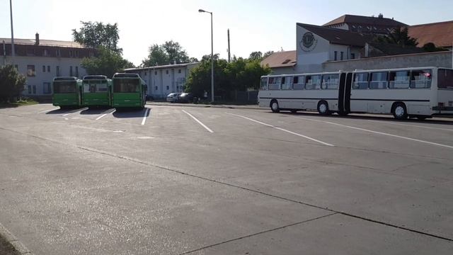 A GOX-os Ikarus 280 a Főpályaudvaron смотреть онлайн