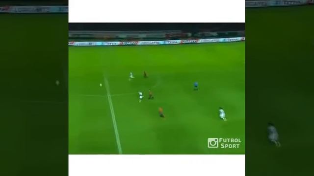 Роналдиньо продолжает радовать смотреть онлайн