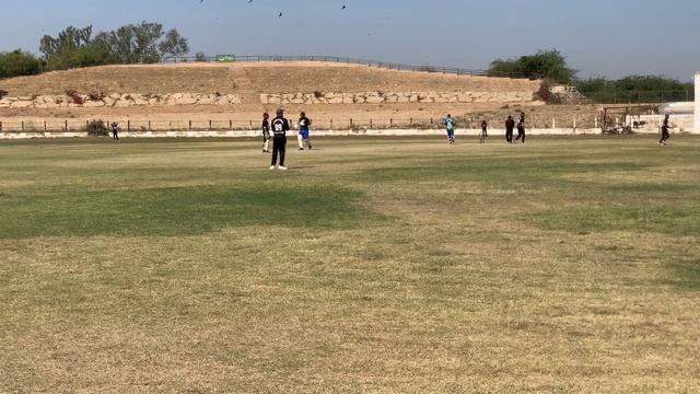 Cricket match vlog / insaf cc vs surprise eleven / Faizan bana ek match ka keeper 😂 смотреть онлайн