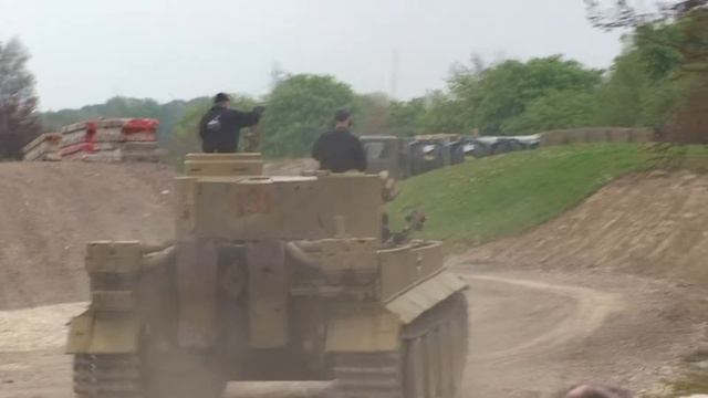 Tiger I on the move (1) смотреть онлайн