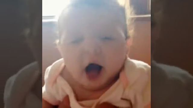 Ребенку дали лимон 😄 смотреть онлайн