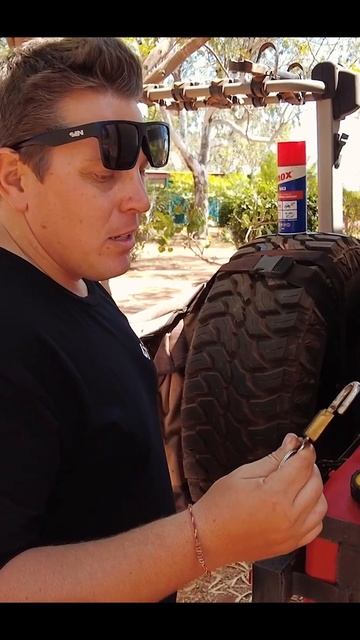 Carrying petrol and maintenance while travelling full time in a caravan смотреть онлайн