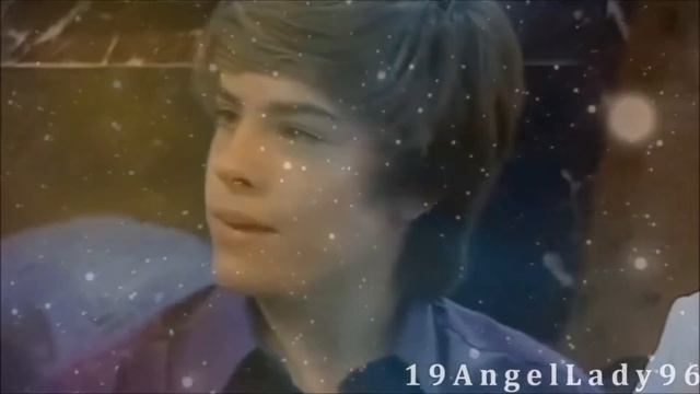 dylan and cole sprousе смотреть онлайн