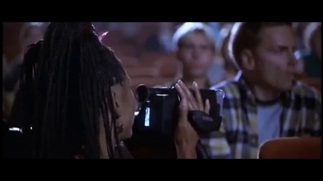 Scary Movie Clip -You're on candid camera смотреть онлайн