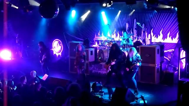 Arch Enemy - Avalanche & Jeff Loomis Guitar Solo - Live Cvetličarna Ljubljana - 17.9.2017 смотреть онлайн