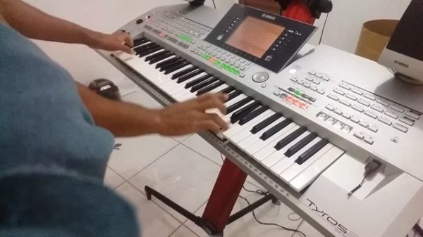Yamaha tyros 2