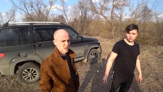 Конфликт бородача и жорика. Жорик разбил стекло в машине бородача смотреть онлайн