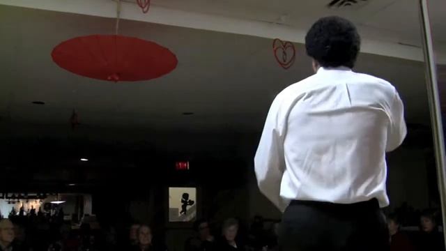 Johnny Scat Performs A Tribute To Tom Jones At Ares Restaurant смотреть онлайн