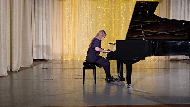 Гладышева Екатерина, Й. Гайдн Соната Edur Hob.XVI:13, I.Moderato , С. Борткевич «Бабочка» смотреть онлайн